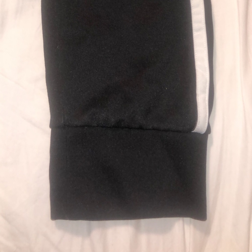 Adida pants - Picture 2 of 2